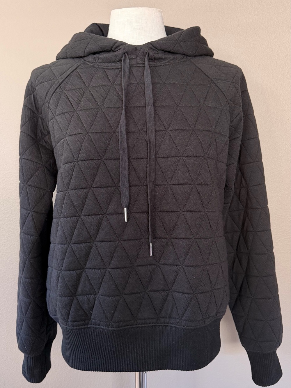 Evereve Black Quilted Hoodie